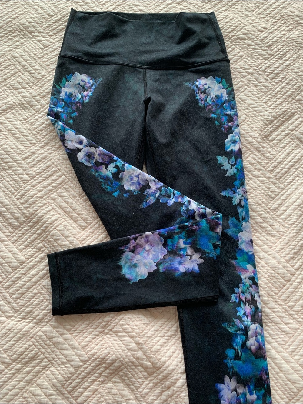 Ivivva Girl by Lululemon Leggings size 14 girls